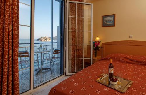 Tolo Hotel | Hotel Tolo