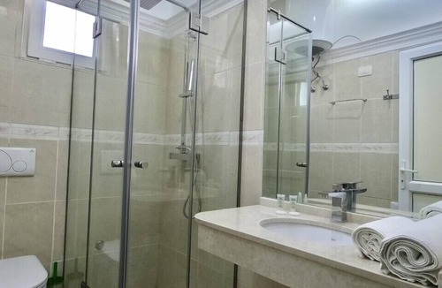 Velipoje Hotel | Hotel Valz