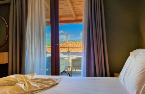 Sarti Hotel | HOTEL VIKY