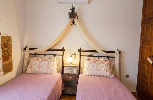 Mikros Gialos House | House for summer hollidays
