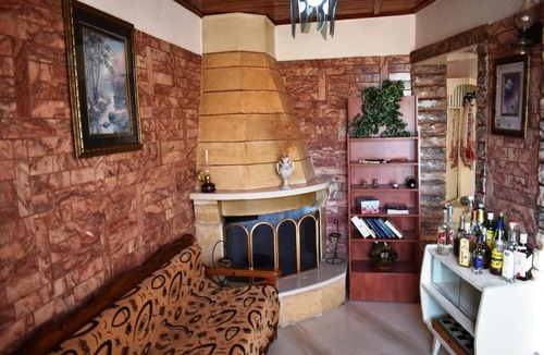 Petaleia Apartment | House Grigoris Tsigros