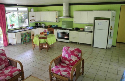 Nu'urua House | House lagoon in Moorea, sister island of Tahiti