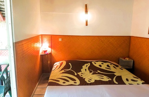 Huahine Bed & Breakfast | HUAHINE - Bungalow Napoleon
