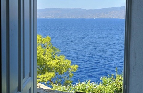idhra House | Hydra Seaside Serenity: Panoramic Sea & Sunset Views