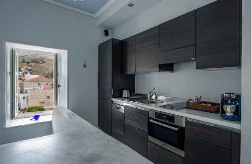 idhra Apartment | Hydras Chromata