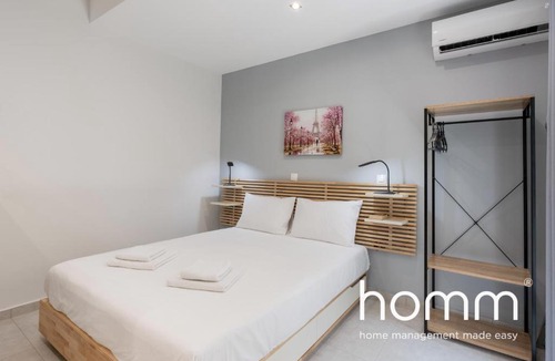 Kinosargous Apartment | Hype homm Koukaki Flat in Sismani str