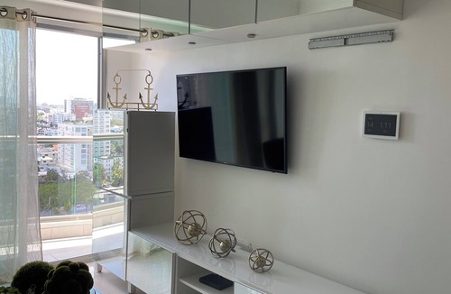 La Julia Apartment | I 14 DELUXE SUITE OCEAN VIEW POOL GYM SAUNE 1 BDR.