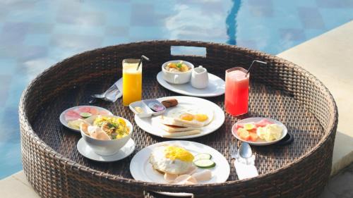 Bunutan Hotel | Ibus Beach Hotel