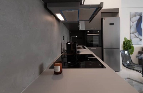 Gazi Apartment | Icarus flat - 3' from the metro