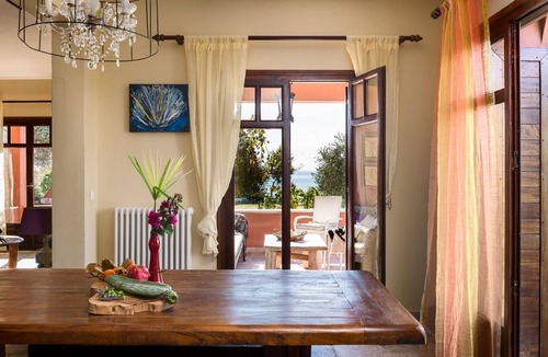 Agios Matthaios House | Idyllically situated and luxurious villa with a veranda and a gazebo