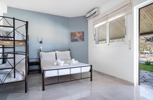 Pidima Kyras Apartment | Iguana studio 11