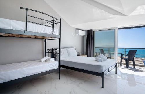 Pidima Kyras Apartment | Iguana studio 18
