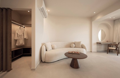 Kriopigi Hotel | Ikyma Boutique
