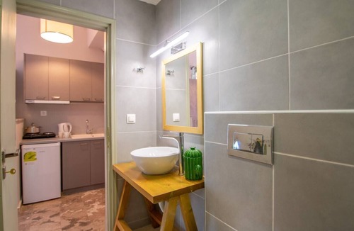 Kalamaki Apartment | Immaculate 1-Bed House in Zakynthos
