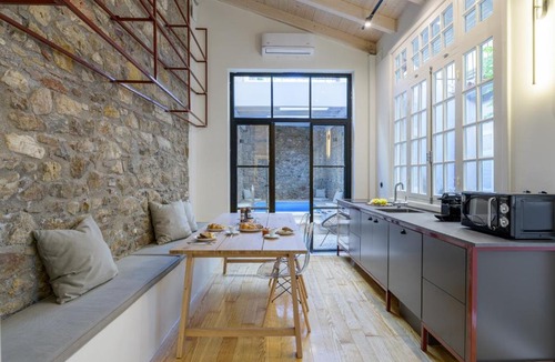 Plaka Apartment | Incomparable Plaka's Luxury Apt Private Pool