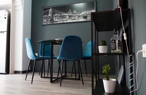 Mytilene Apartment | Industrial Design Bungalow – 2 min to Center, Wifi