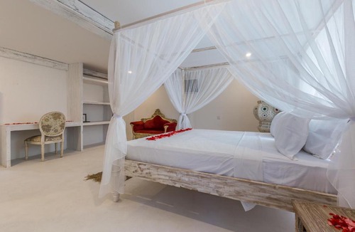 Cemagi Villa | Instagramable 4 bedroom Villa Azur