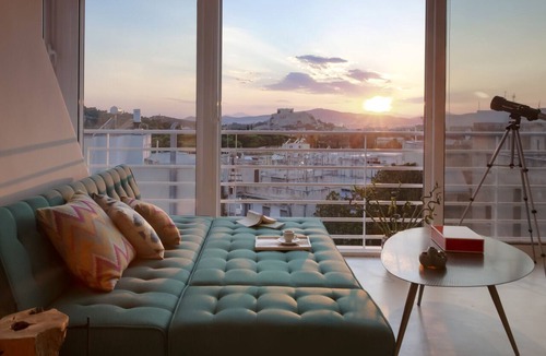 Pangrati Apartment | Ippodamou 25- Acropolis view renovated apartment