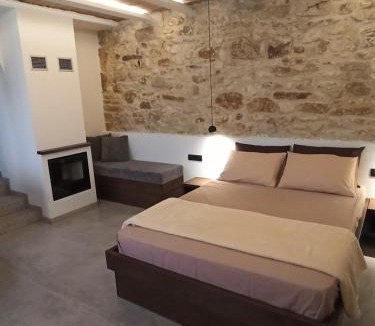 Perama Apartment | Irene's Garden