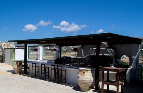 Nea Cryssi Akti Villa | Irene's View Villa two · House with swimming pool near Pounda