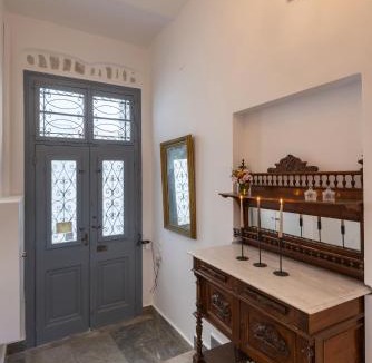 Ermoupoli House | Irene Studios