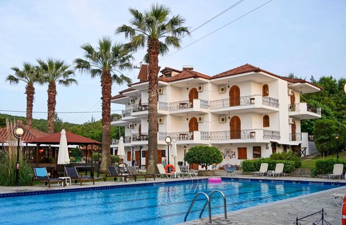 Platamonas Condo | Irida's Summer Getaway - Unique Summer Escape