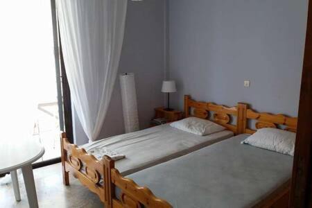 Kiveri Apartment | Irida seafront apartment