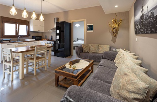 Agios Minas Apartment | Irinis Apartments Karfas | Modern Spacious Apt