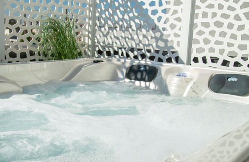 Gazi Apartment | Iris Penthouse - Luxury Acropolis View and Jacuzzi