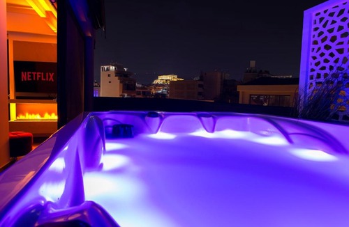 Gazi Apartment | Iris Penthouse - Luxury Acropolis View and Jacuzzi