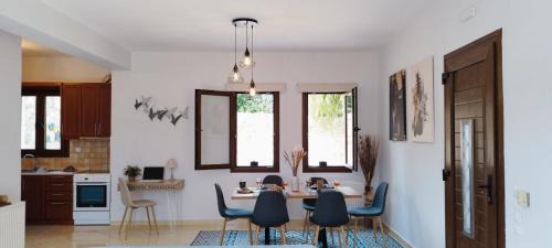 Gerani Apartment | "IRO HOUSE" 600m from the beach