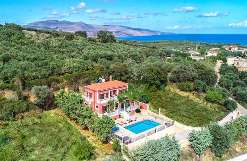 Polemarchi Villa | Iro Royal Villa