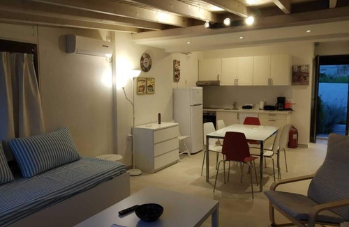 Zagora-Mouresi Apartment | Isabel Artemis Chorefto - Selene