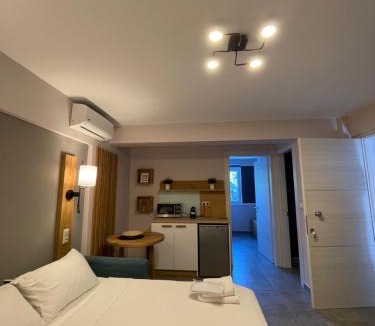 Nea Peramos Apartment | Isalos Suites