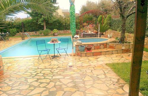 Chalcis Apartment | Jacuzzi Pool House AMA5690