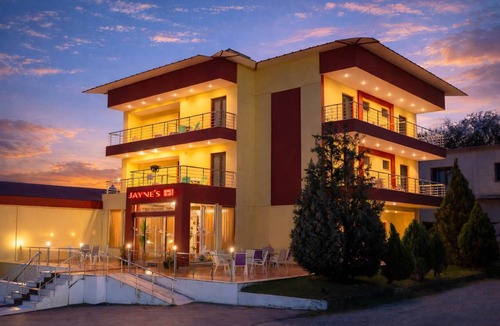 Elassona Condo | Jayne’s Rooms - Central Cozy Stay in Elassona