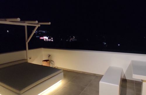Messaria Villa | JB Villa w/plunge pool, very private, w/colorful garden, conveniently located