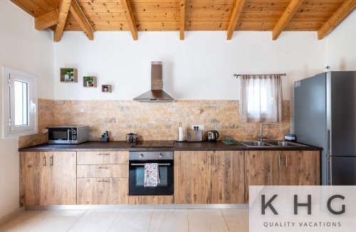 Frourion House | Jerrys House