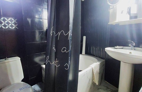 Andravida Apartment | Jim Villa/Family Apartament/Pet Friendly/Wifi StarLink 500mbs