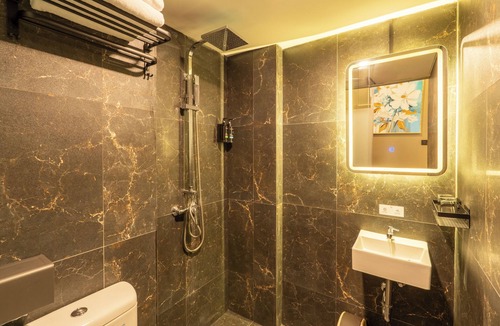 Berawa Hotel | JJ JIVANA BALI