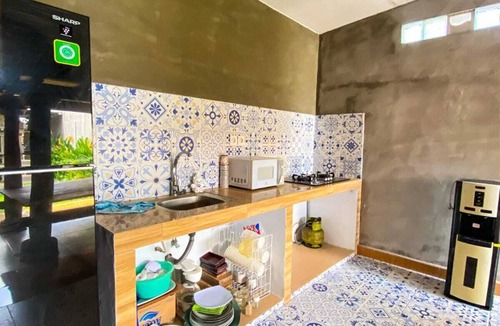 Kediri House | Joglo Breeze Guesthouse and villa room 1