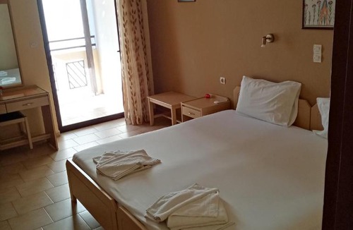 Platanias Town Apartment | John Apartments