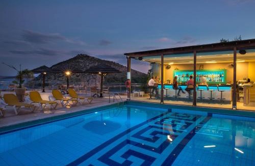 Tolo Hotel | JOHN & GEORGE