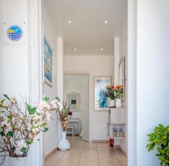 Parikia Apartment | John's Rooms & Studios