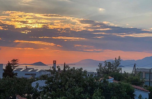 Ayioi Asomatoi House | Kabara Garden Oasis in Aegina BBQ Priv Parking