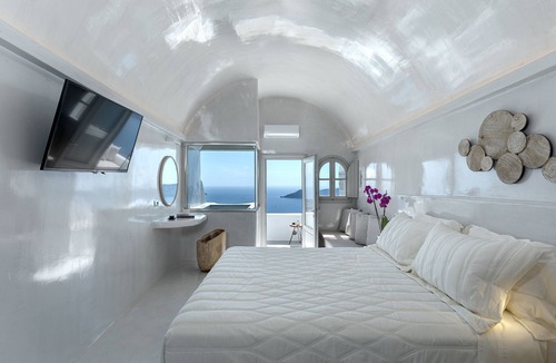 Imerovigli House | Kaleidoscope Imerovigli Suites