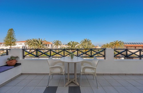 Adelianos Kampos Apartment | Kalimera studio 3 ,Near beach and all amenities