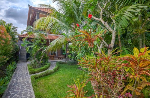 Ubud City-Centre Hotel | Kama Bisma Cottage