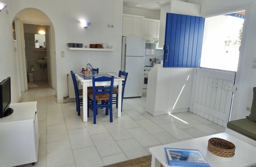 Naxos Villa | Kamari Villa- G With Private Swimming Pool