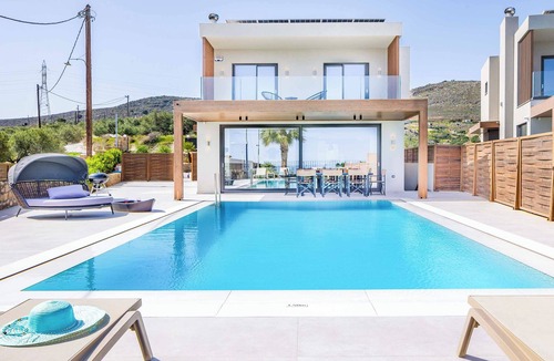 Gournai Villa | Kamelia Villa 1 - Four Bedroom Villa, Sleeps 7